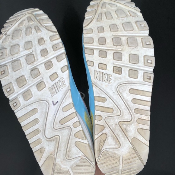 Custom Nike Air Max - Picture 4 of 5